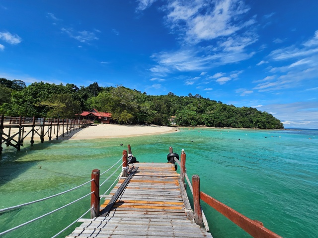 코타키나발루 사피섬 호핑 투어 (픽/드랍 + 패러세일링 포함)