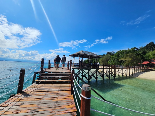 코타키나발루 사피섬 호핑 투어 (픽/드랍 + 패러세일링 포함)