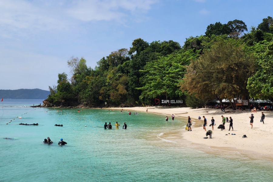 코타키나발루 사피섬 호핑 투어 (픽/드랍 + 패러세일링 포함)