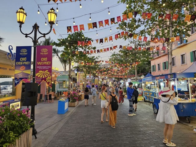 [푸꾸옥고스트] 푸꾸옥 남부 원데이 풀코스 (호핑 + 선셋타운 + 케이블카)