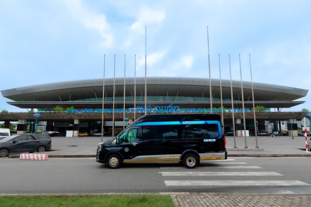 [피크타임] 푸꾸옥 럭셔리 VIP 패밀리카 10인승 프라이빗 리무진 렌트카 (카시트 가능)