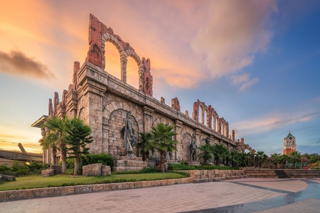 Phu Quoc South Island Full-Day Tour (Pearl Farm, Temple, Prison Museum, Bai Sao Beach)