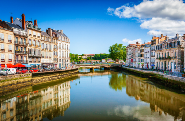 보르도 공항 픽업 & 샌딩 서비스