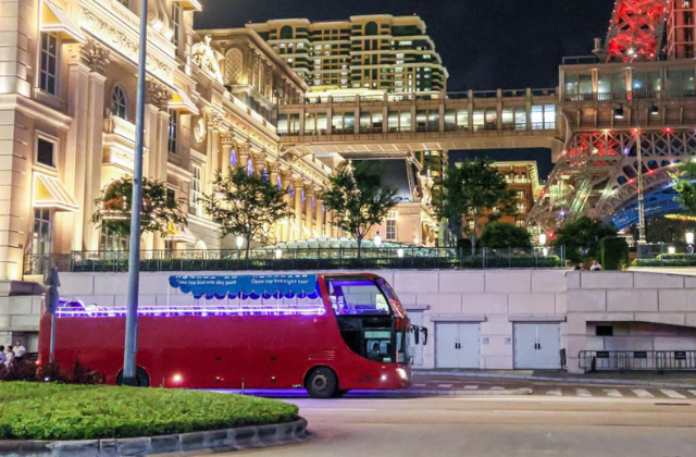 マカオ オープン トップ ナイト シティツアーバス