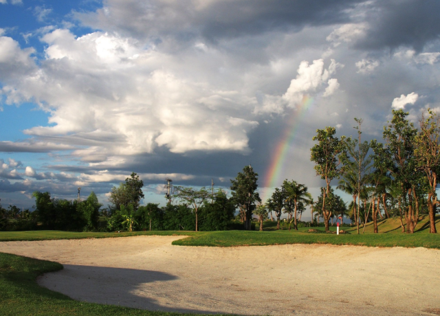 치앙마이 노스힐 골프 클럽 - 18홀 그린피 + 카트피 + 캐디피