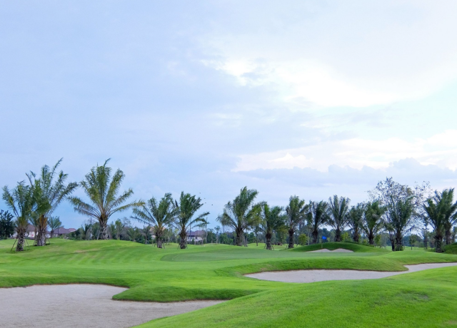 치앙마이 노스힐 골프 클럽 - 18홀 그린피 + 카트피 + 캐디피