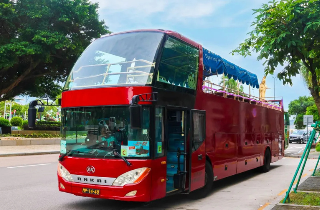 マカオ オープン トップ シティツアーバス 1日乗車券