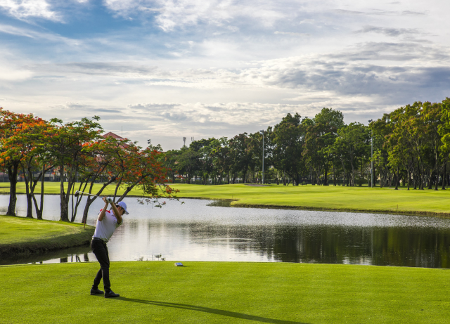 방콕 타나 시티 컨트리 클럽 - 18홀 그린피 + 캐디피