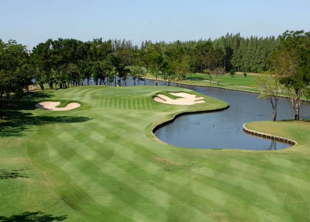 방콕 무앙 깨우 골프 코스 - 18홀 그린피 + 캐디피