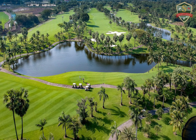 방콕 수완 골프 컨트리 클럽 - 18홀 그린피 + 카트피 + 캐디피