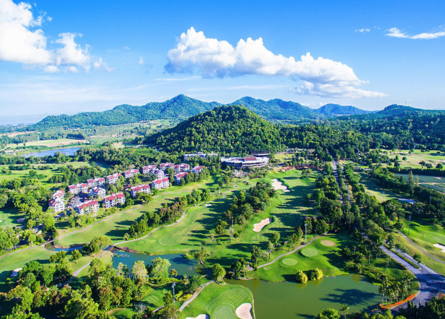 파타야 람차방 인터내셔널 컨트리 클럽 - 18홀 그린피 + 카트피 + 캐디피