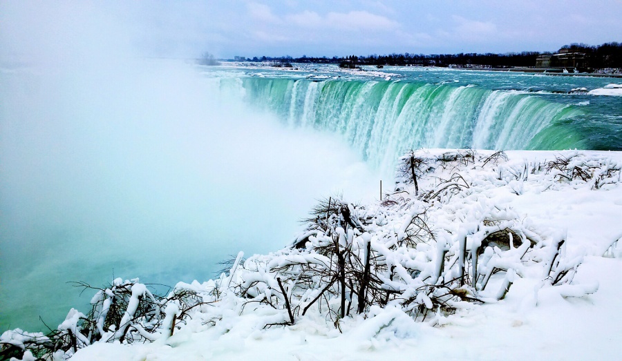 [제이지투어] 겨울 캐나다 나이아가라 당일 버스 투어 (뉴욕출발 / 스카이론타워 식사 포함)