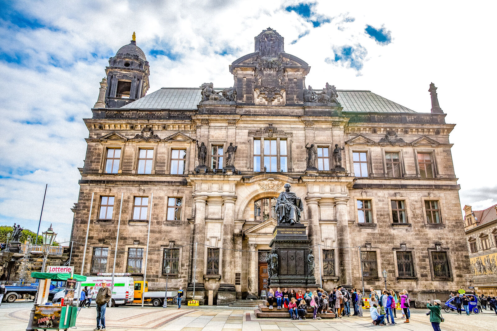 activity_detail_image