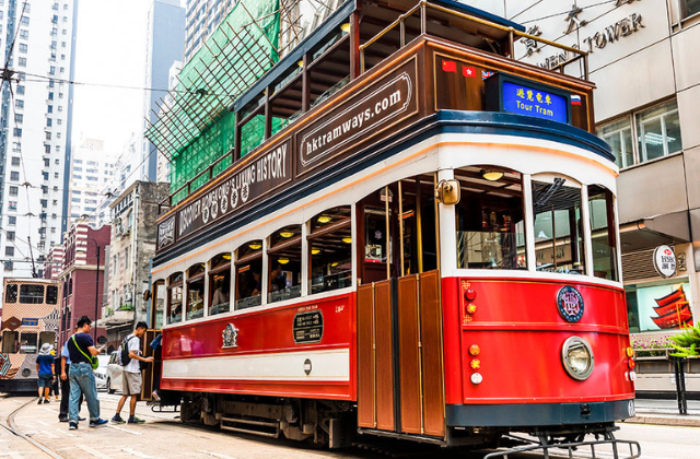 香港チパオ体験＆トラムトラムオラミックツアー（無料トラム2日券を含む）
