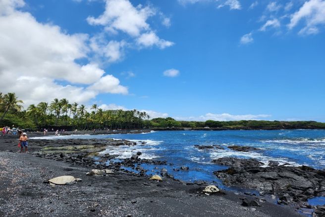 4-Day Hawaii Honolulu Airport Departure: Big Island Accommodation Package Tour (Includes Flight, Pickup, and Tour)