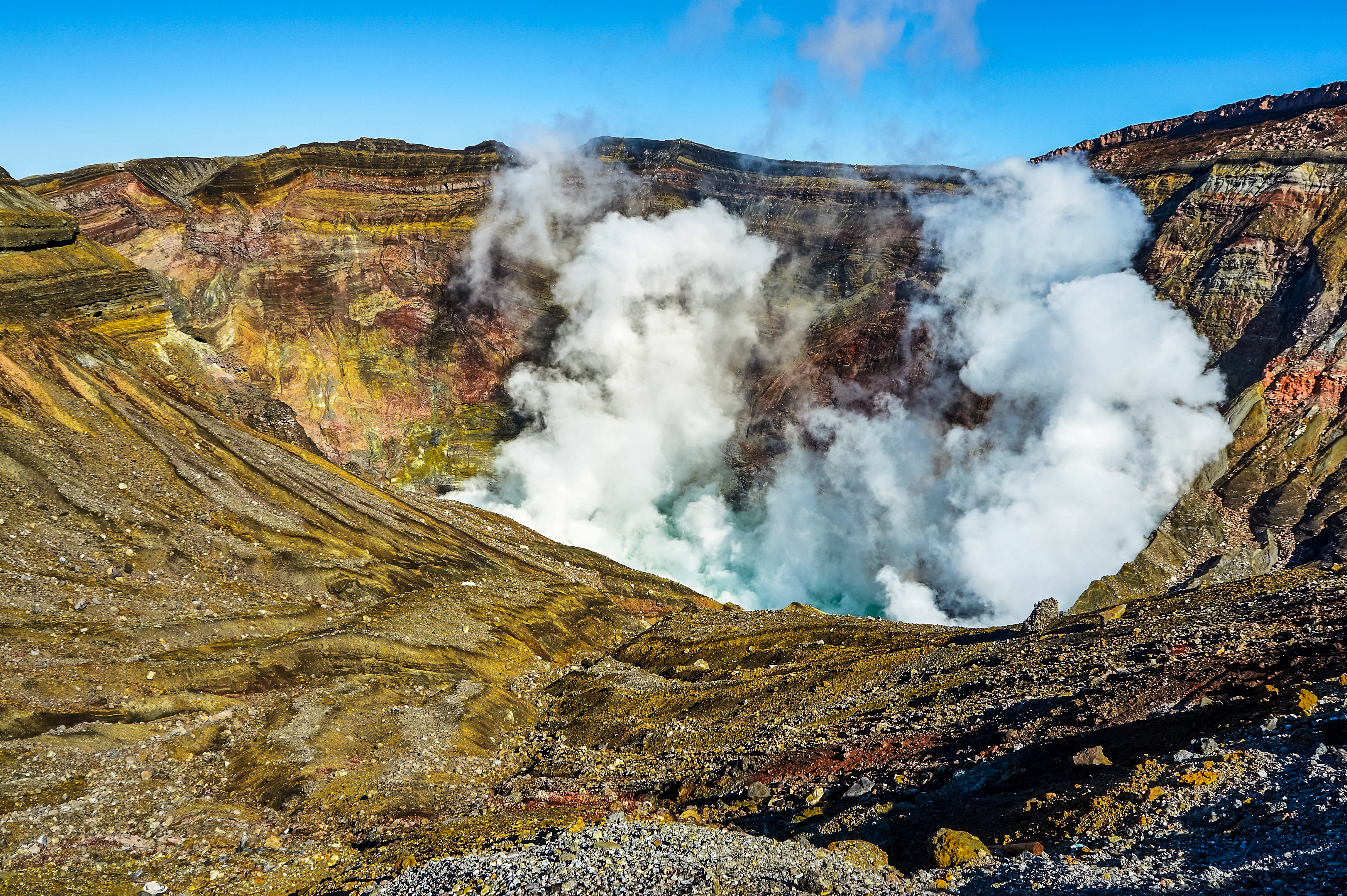 후쿠오카 출발: 아소산 분화구 & 쿠카센리 & 쿠로카와 온천 투어