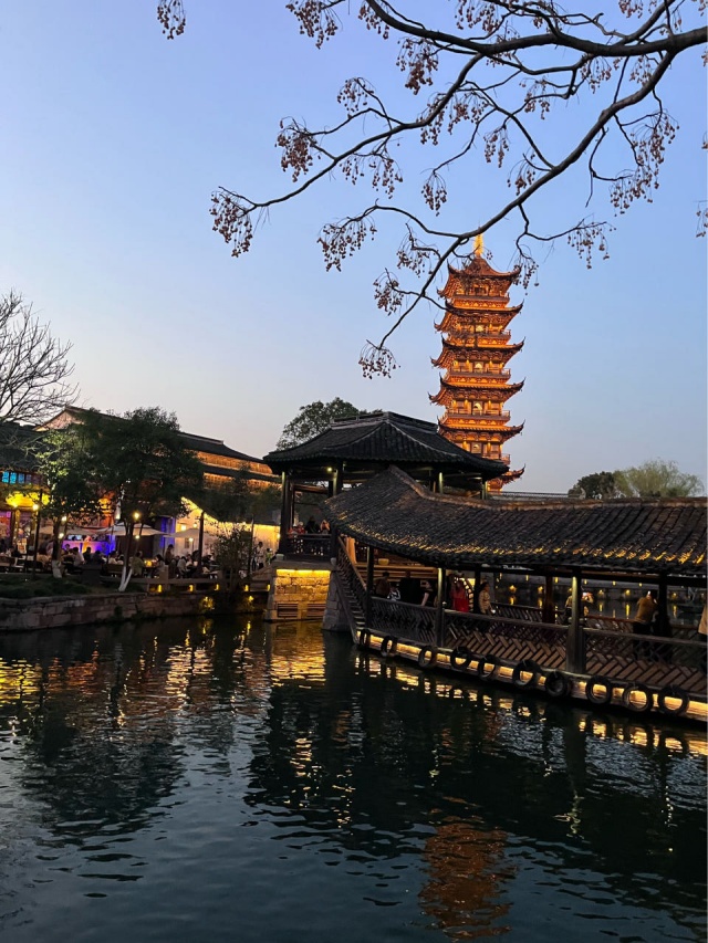 상하이 근교 우전 수향마을 투어 (동채 운하 유람선 포함)