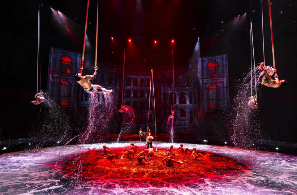 Macau House of Dancing Water + TurboJet Ferry Roundtrip Ticket