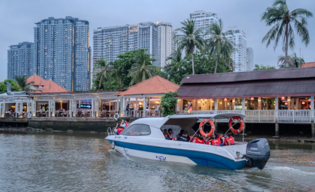 Ho Chi Minh Luxury Speedboat for Magical Romantic Sunset and Cocktails