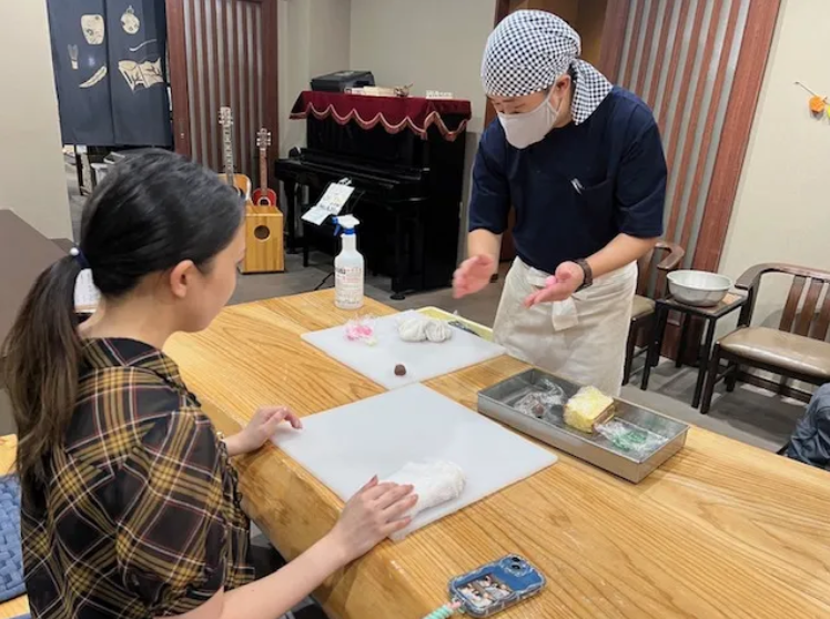 Kumamoto TOMODACHIYA Wagashi Making Experience