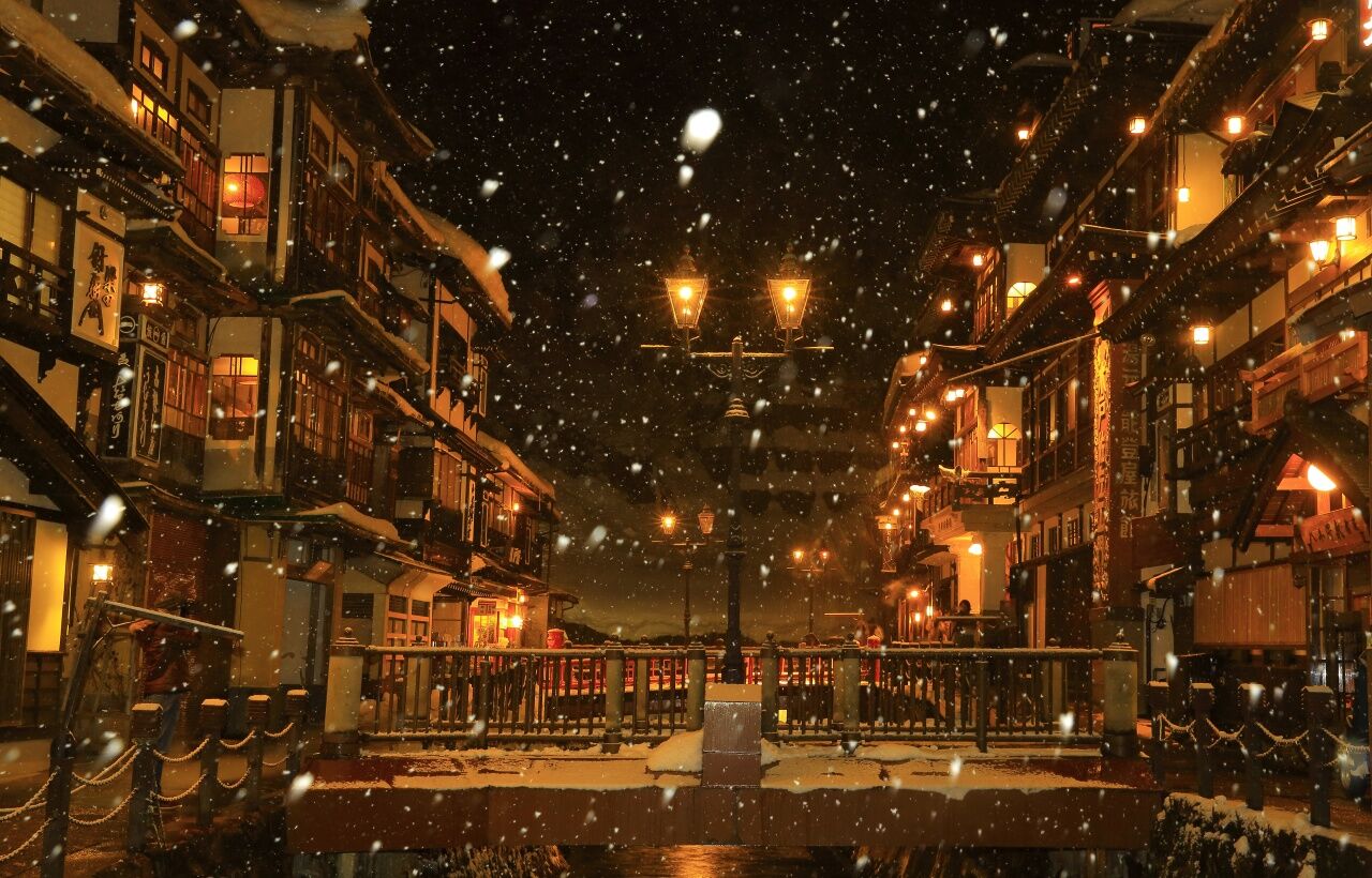 2-Day Tour from Tokyo: Ginzan Onsen, Zao Snow Monsters & Fox Village near Sendai