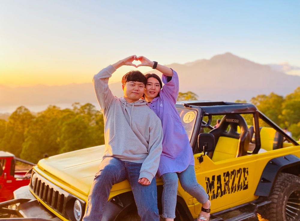 Bali: Mount Batur Jeep Sunrise Tour With Personal Photo Helper