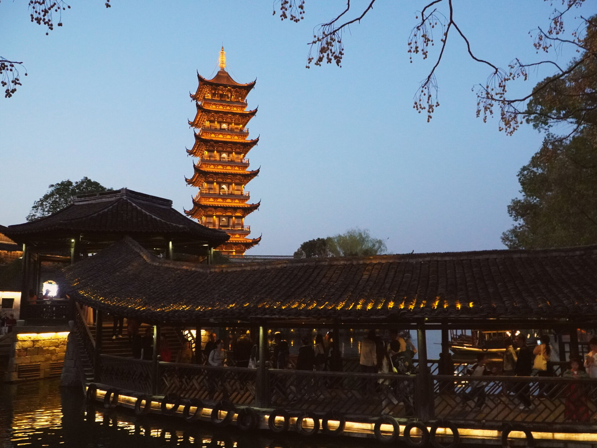 activity_detail_image