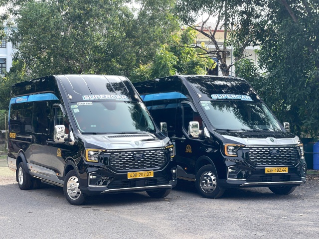 [피크타임] 나트랑 럭셔리 VIP 10인승 프라이빗 리무진 렌트카