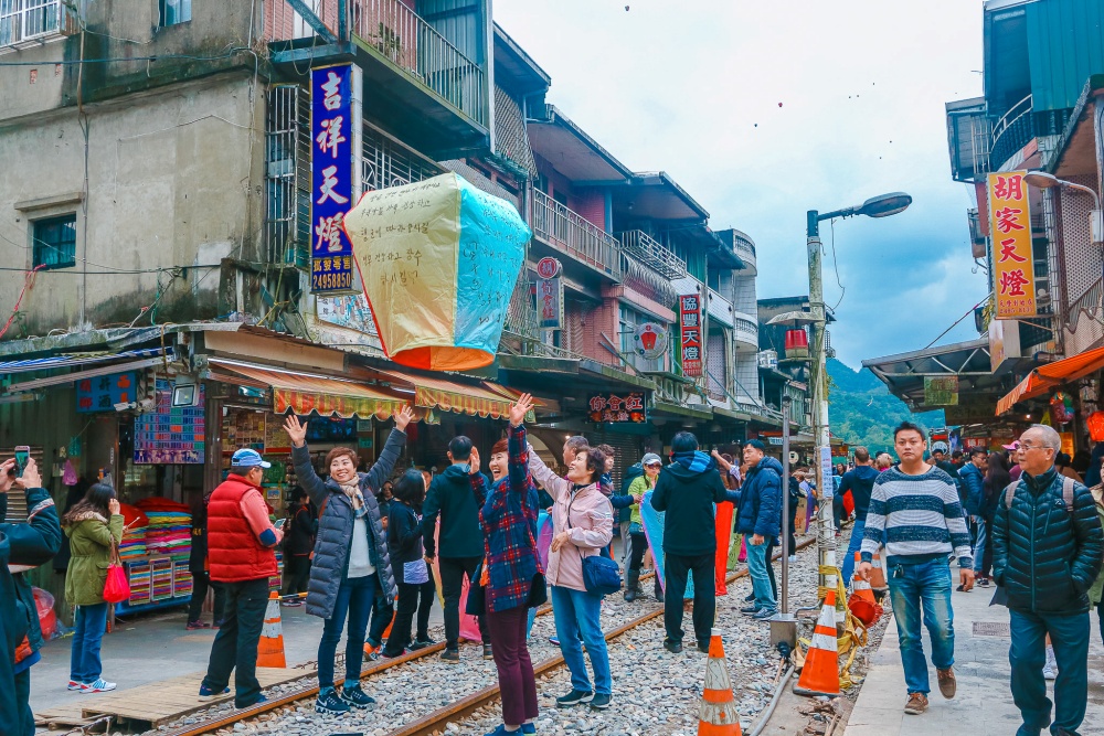[타이완몬스터] 대만 예류, 스펀, 지우펀, 먀오커우 야시장 미식 투어