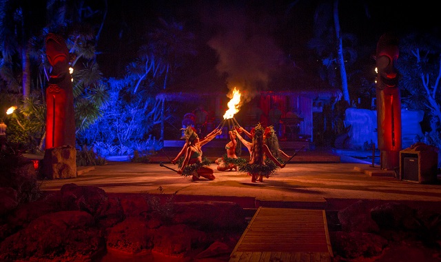 Fish Eye Island Cultural Dinner Show: BBQ Fiesta Plate Course Ticket (Limited to the First 40 Guests per Day)