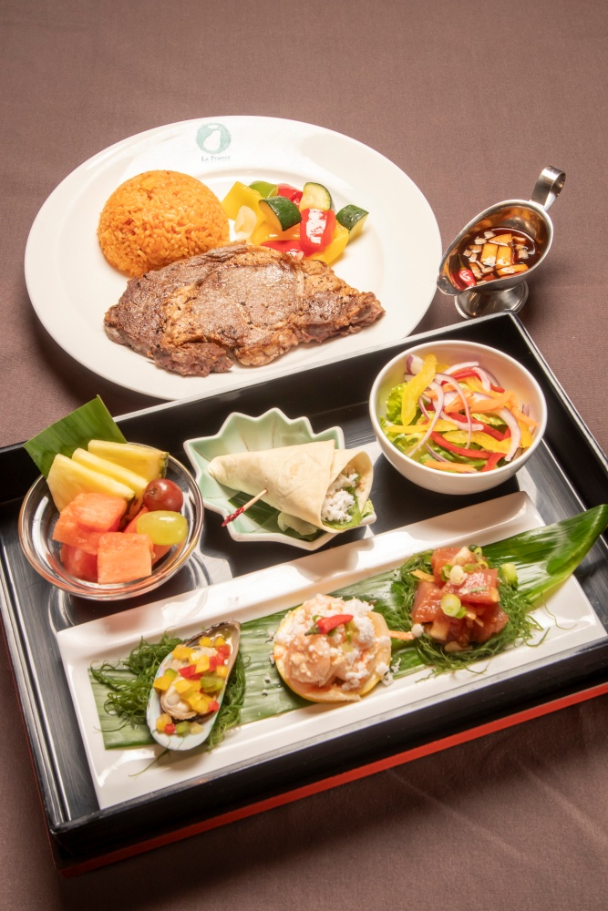 Fish Eye Island Cultural Dinner Show: BBQ Fiesta Plate Course Ticket (Limited to the First 40 Guests per Day)