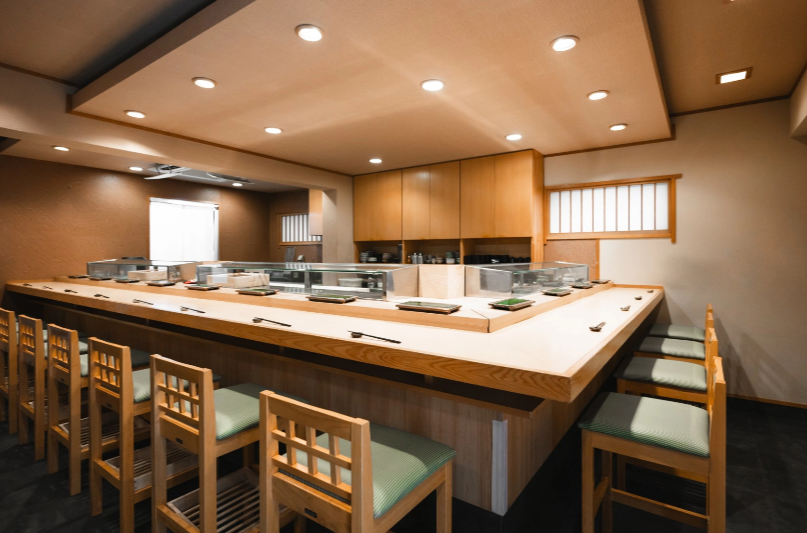 도쿄 스시 슈타츠