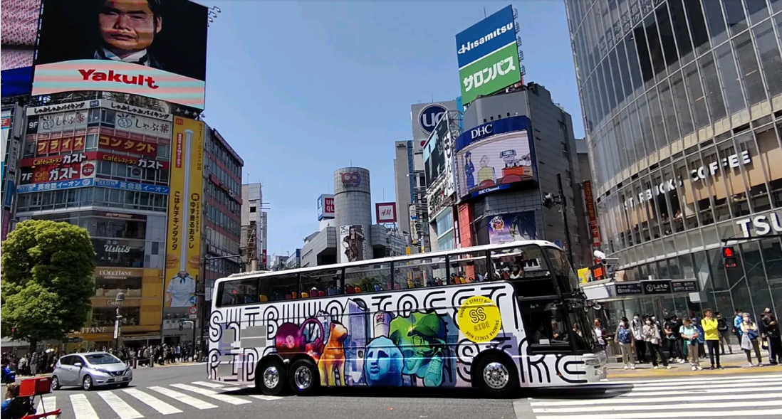 Tokyo Shibuya Street Ride: Open-Top Bus Tour Through the City’s Main Districts