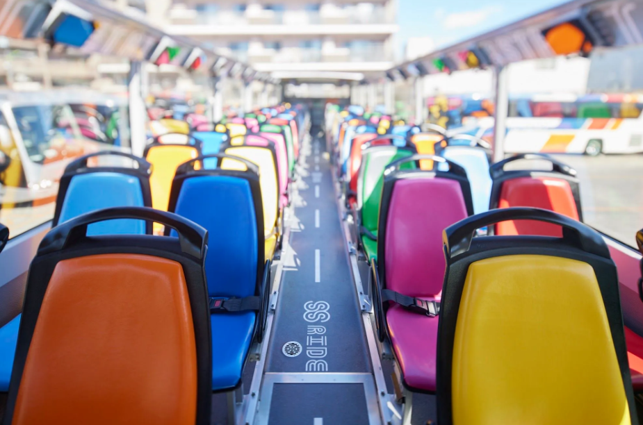 Tokyo Shibuya Street Ride: Open-Top Bus Tour Through the City’s Main Districts