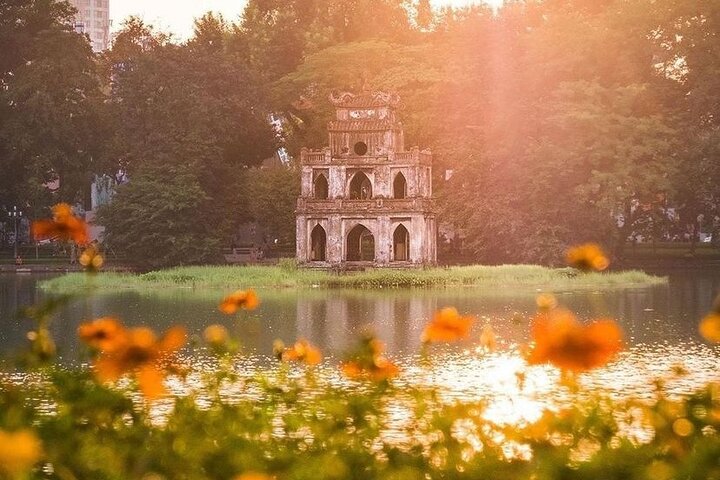 하노이 문화유산 반나절 투어 (WAUG Exclusive)