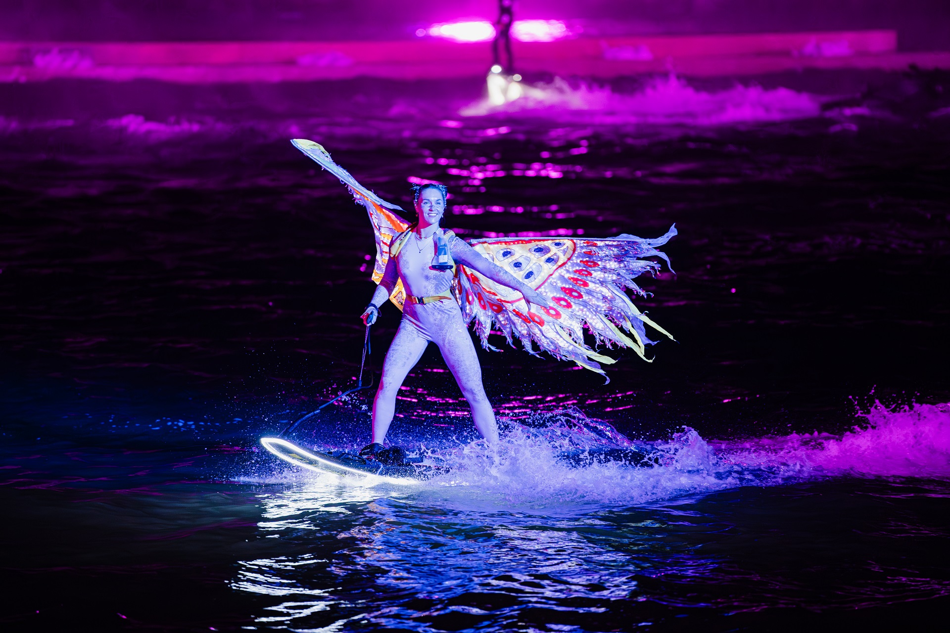 푸꾸옥 베스트 야간 투어: BBQ 디너, 키스 브리지 & 심포니 오브 더 씨