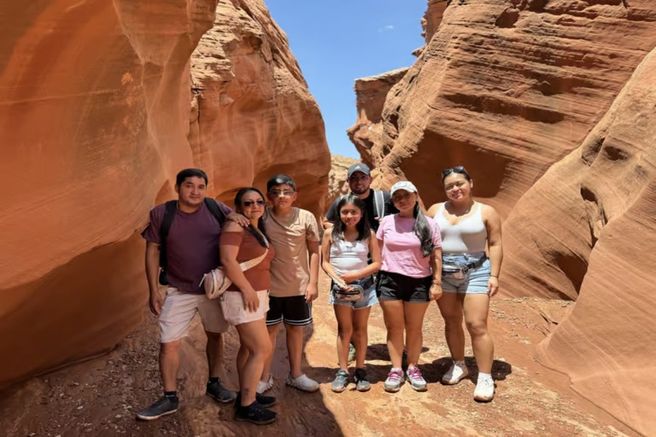 Las Vegas Upper Antelope Canyon Private Admission Day Tour (WAUG Exclusive)