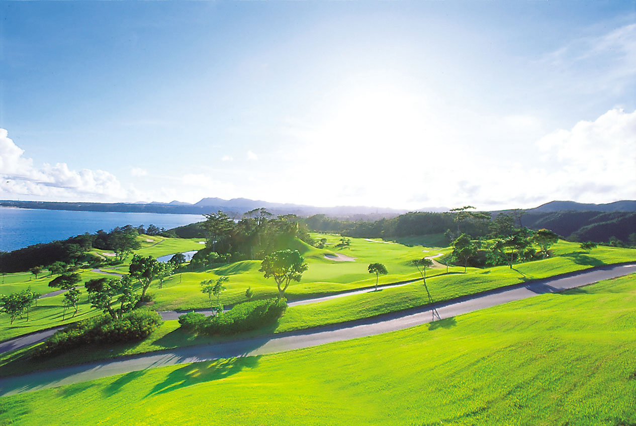 오키나와 카누차 골프 코스 18홀 라운딩