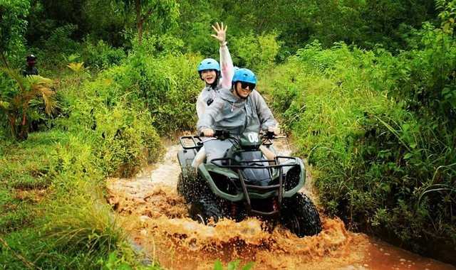 발리 울루와뚜 스윙 + ATV 데이 투어 (픽업 & 샌딩 포함)