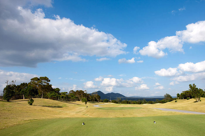 [오픈특가] 오키나와 기노자 컨트리 클럽 - 18홀 그린피 + 카트피