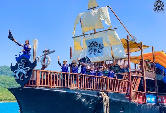 [오픈특가] 나트랑 해적 호핑투어 (무제한 음료와 맥주, 스노클링, 스피드보트)