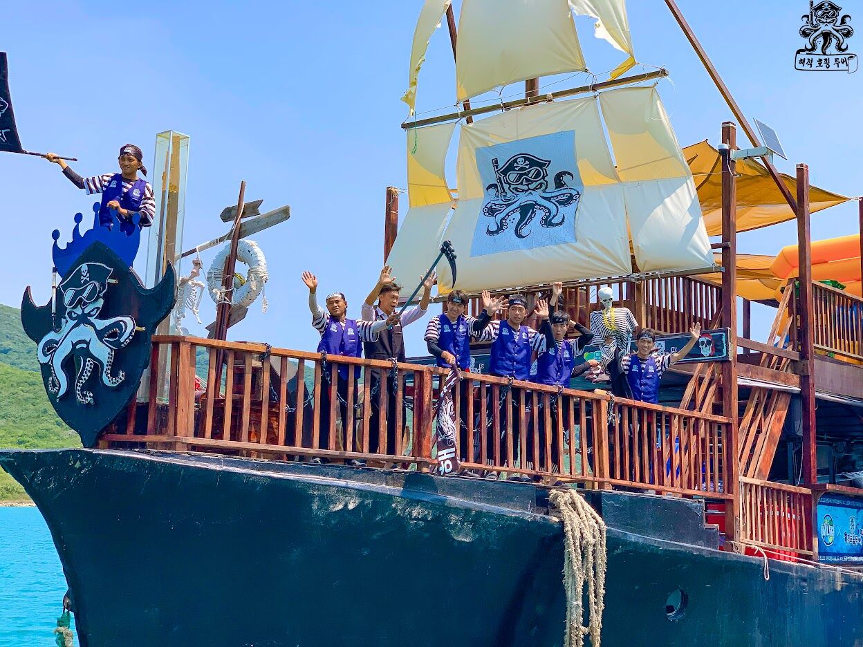 [오픈특가] 나트랑 해적 호핑투어 (무제한 음료와 맥주, 스노클링, 스피드보트)