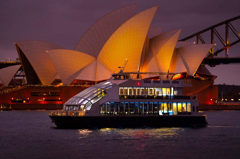 Sydney Clearview Dinner Cruise -4 course dinner cruise