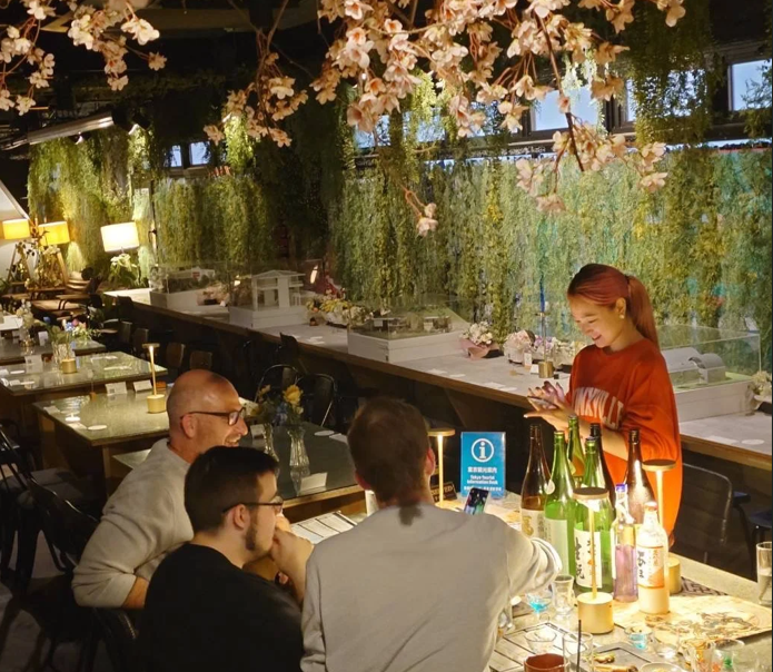 도쿄 가부키초 캐주얼 사케 시음 & 안주 페어링 체험