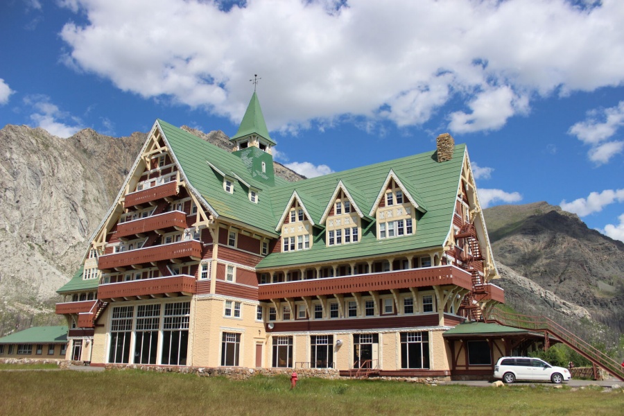 캘거리 근교 워터톤 & 프린스 오브 웨일스 호텔 & 레드락 캐년 일일 투어