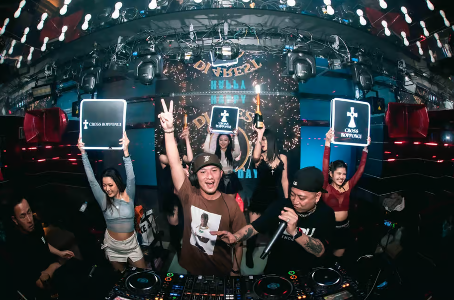 도쿄 크로스 롯폰기 나이트 클럽 티켓