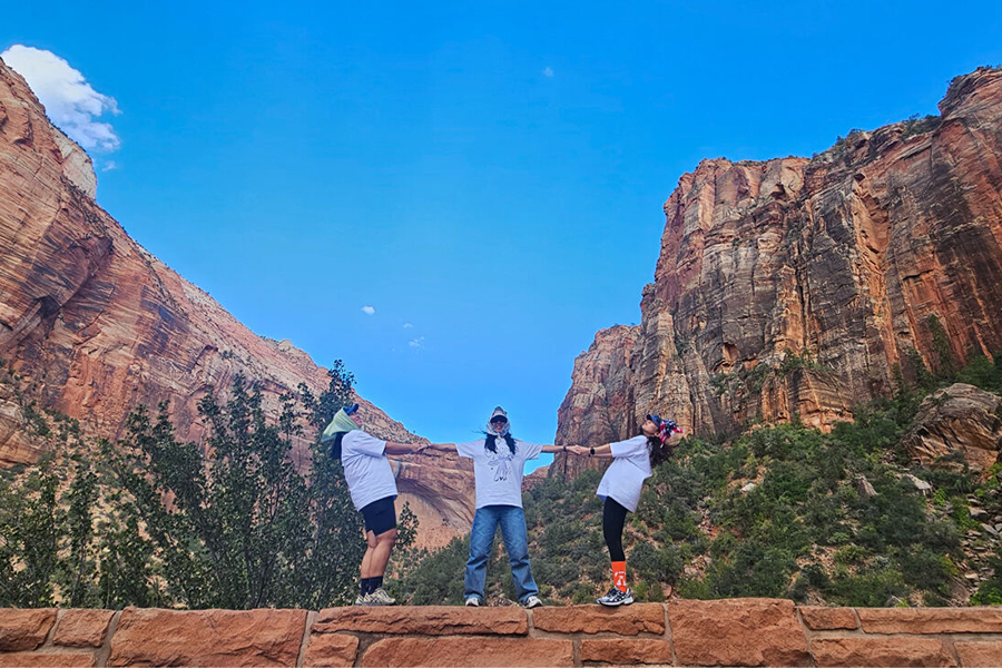 [독점할인] [큐트래블] [당일투어] 밤12시 출발: 그랜드캐년 투어 일출 & 로워 엔텔롭 & 홀슈밴드 + 파웰호수, 자이언 그리고 별빛 투어