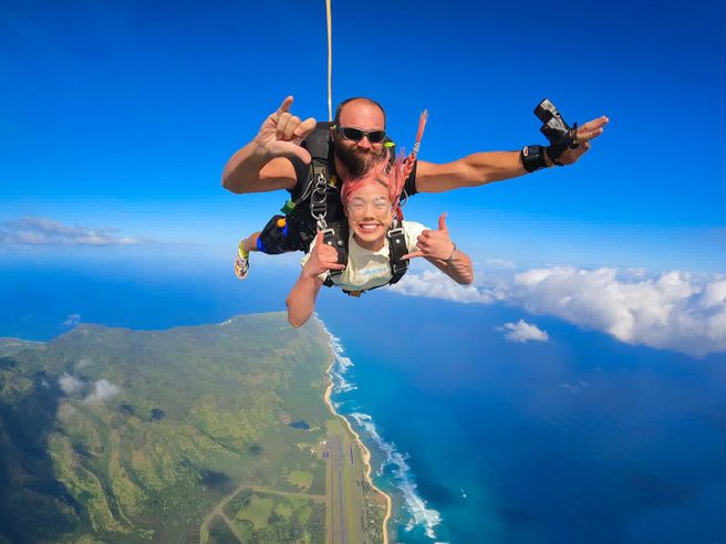GoJump Skydiving in Oahu, Hawaii
