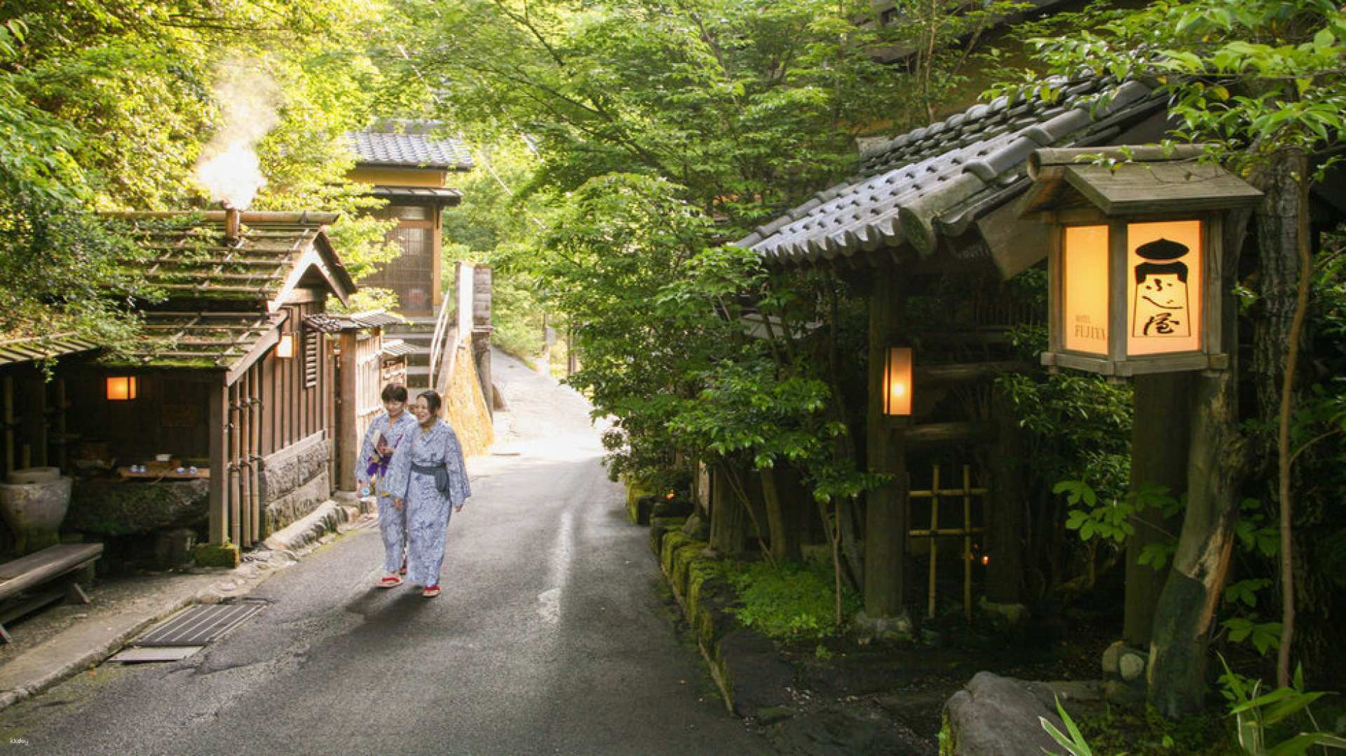 [쿠루쿠루버스] 후쿠오카 출발 - 히타 & 쿠로카와 투어