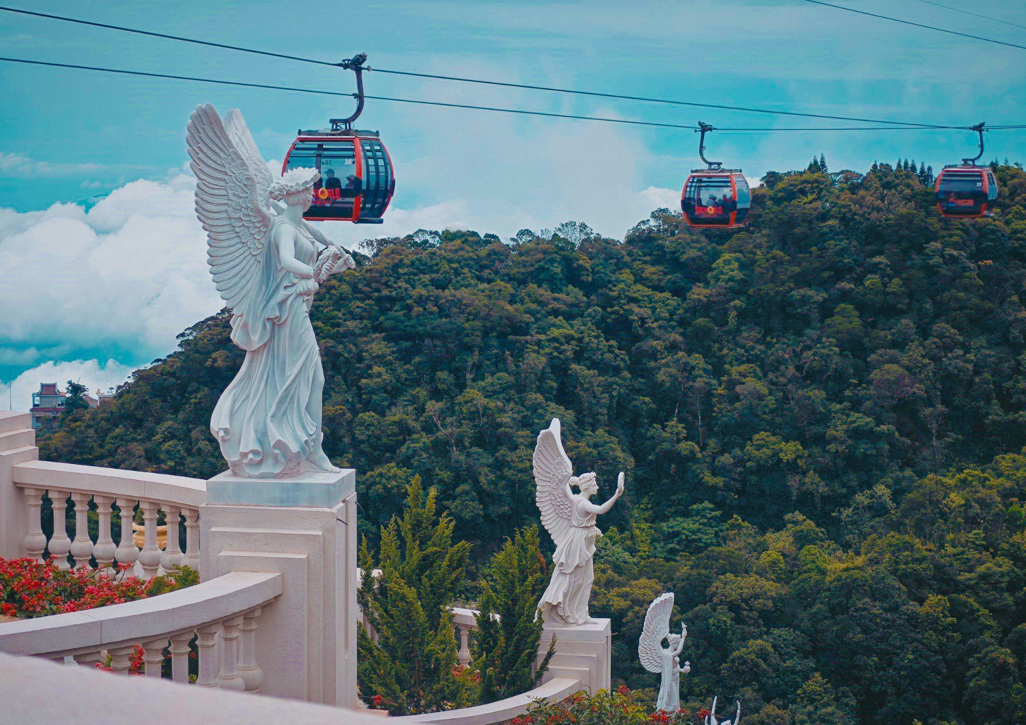 다낭 바나힐 투어 (뷔페, 입장료, 케이블카 포함)